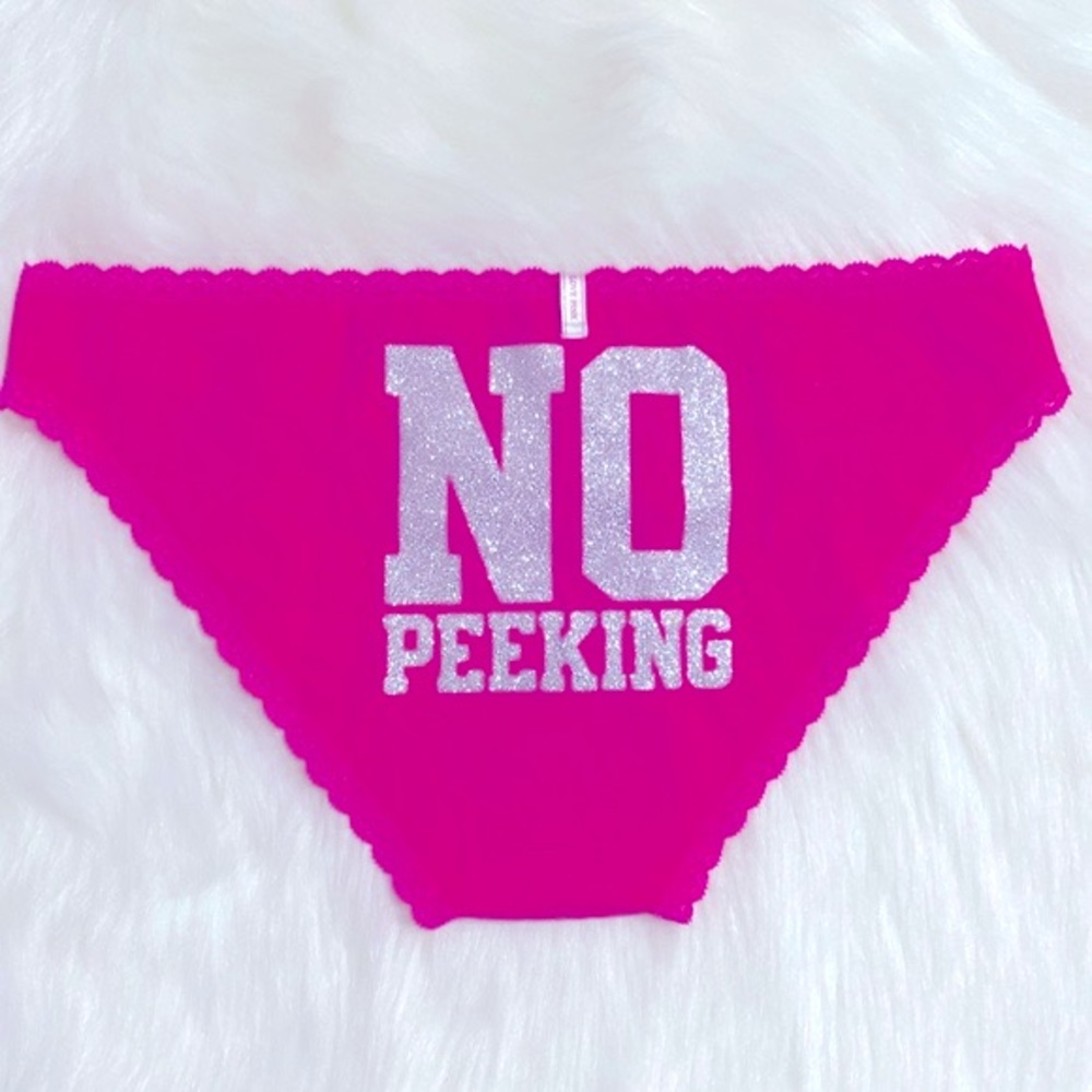 Victoria’s Secret PINK Panty No Peeking NWT Excellent Condition